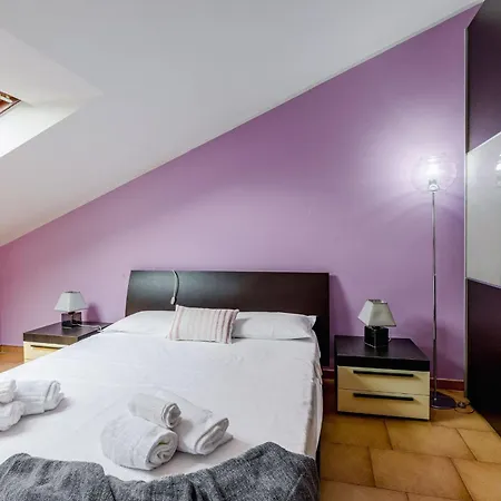Italian Experience-casa Del Corso Apartment